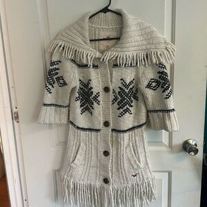 Hollister oversized fringed cardigan XS/S oversized to large easy Worn once